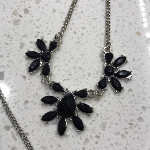 Random Jewelry - Picture 7 of 8